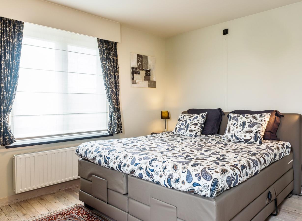 De Perenboom Hotell Belsele Exteriör bild